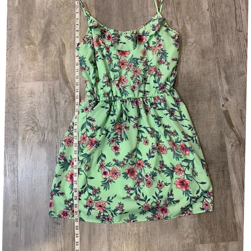Decree mint floral strap dress - Picture 4 of 11